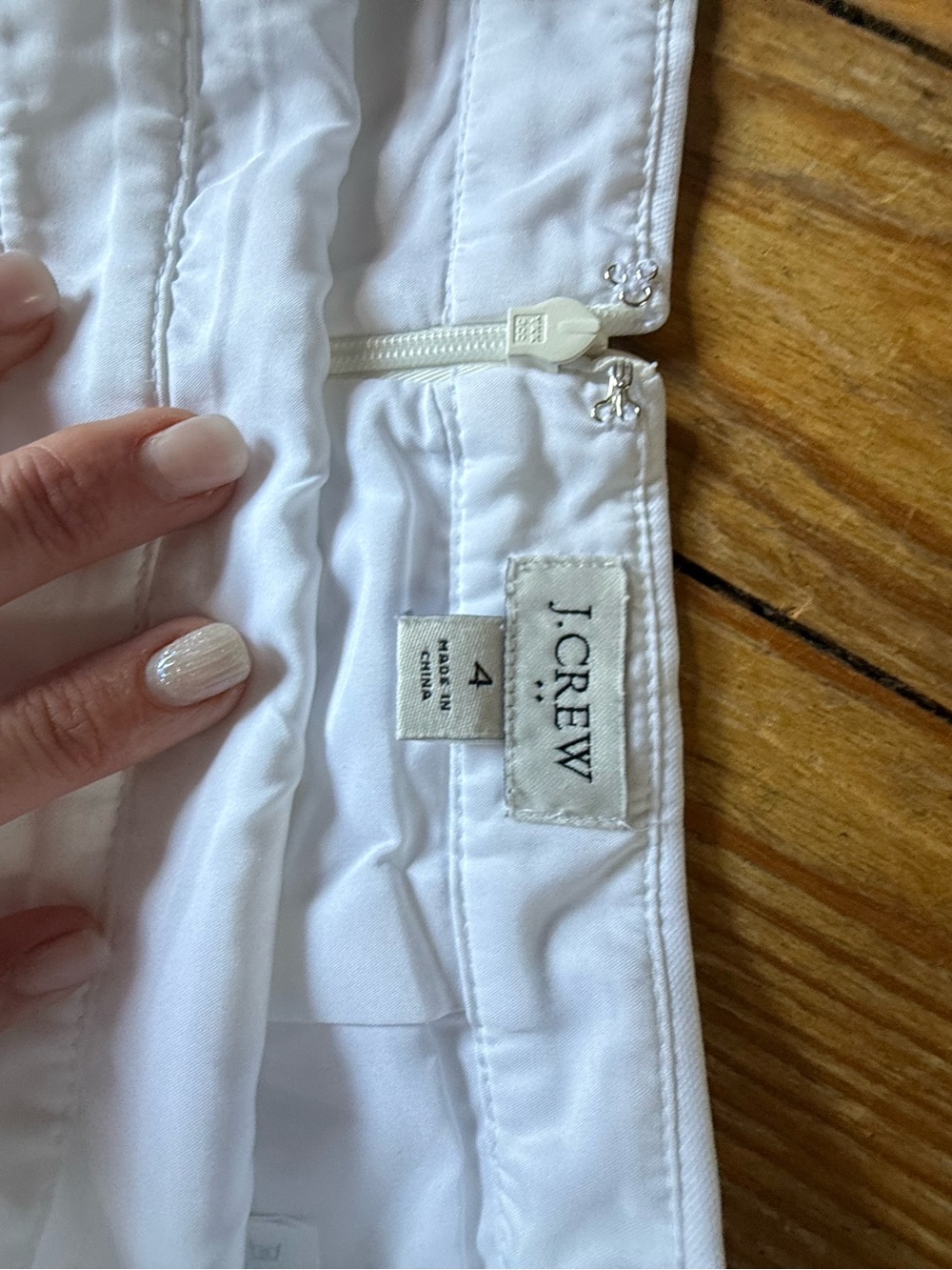 J.Crew White Cotton Pencil Skirt Size 4 Quiet Luxury Office Chic - Picture 3 of 5